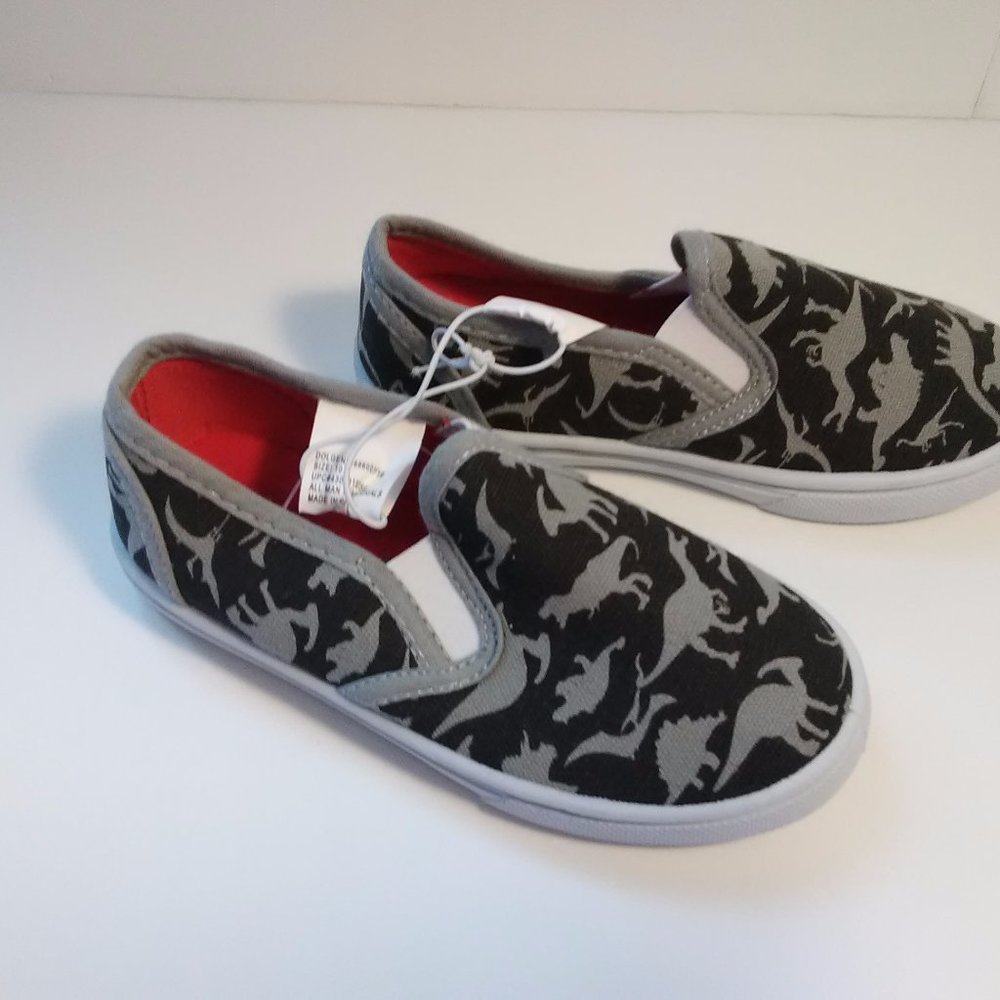 Toddler boys dinosaur slip on shoes new